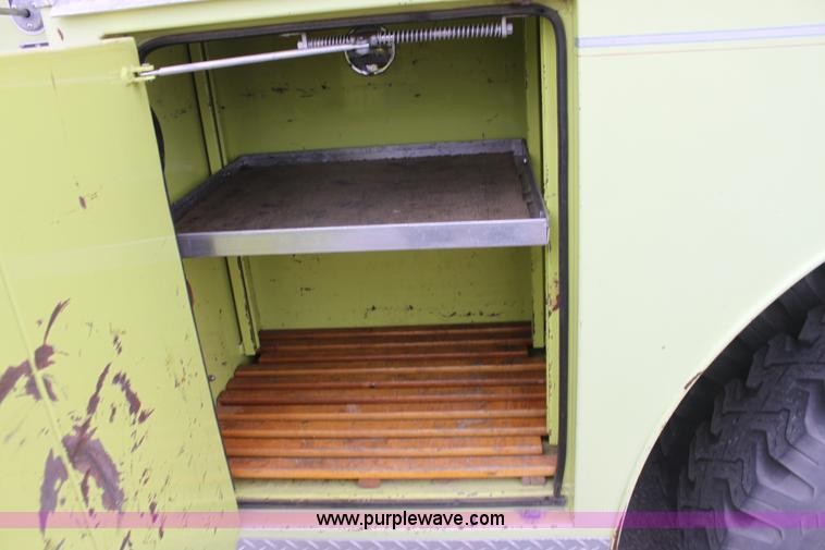 image for item B8728 1982 Ford L8000 firetruck