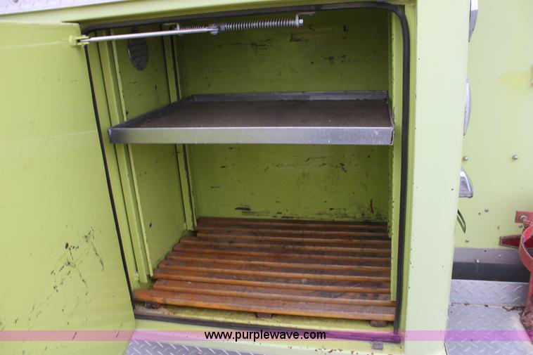 image for item B8728 1982 Ford L8000 firetruck