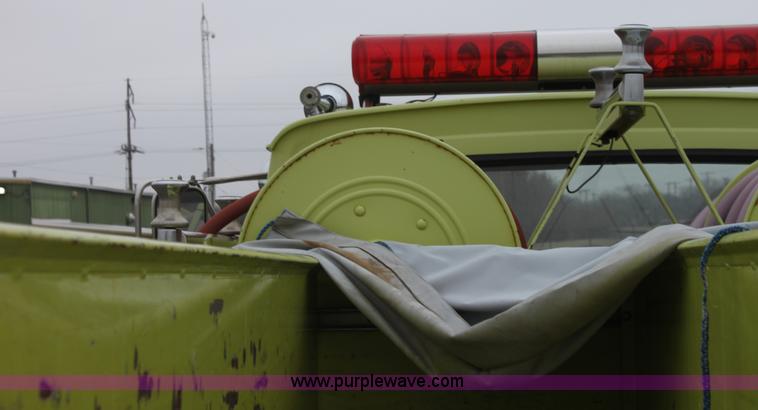 image for item B8728 1982 Ford L8000 firetruck