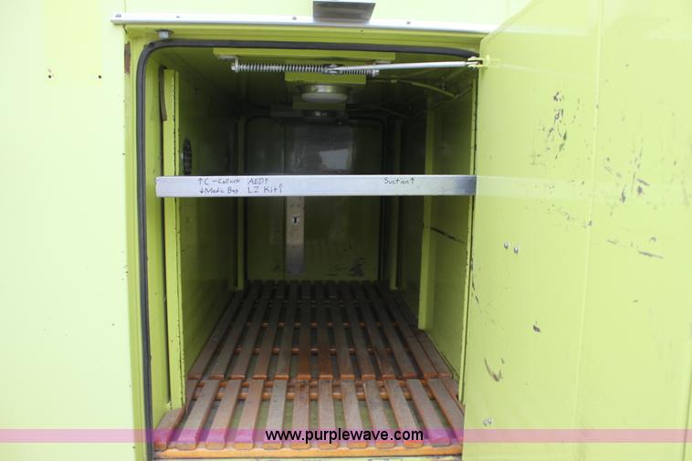 image for item B8728 1982 Ford L8000 firetruck