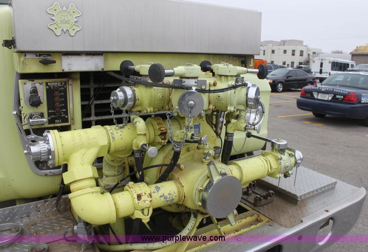 image for item B8728 1982 Ford L8000 firetruck