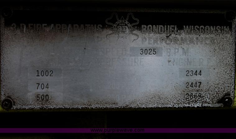 image for item B8728 1982 Ford L8000 firetruck