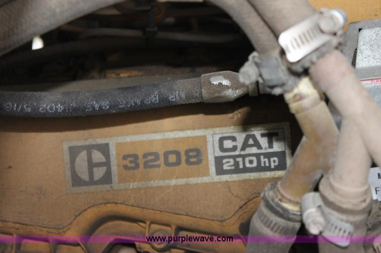 image for item B8728 1982 Ford L8000 firetruck