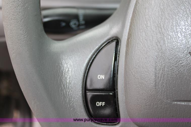 image for item B8767 2002 Ford Crown Victoria Police Interceptor