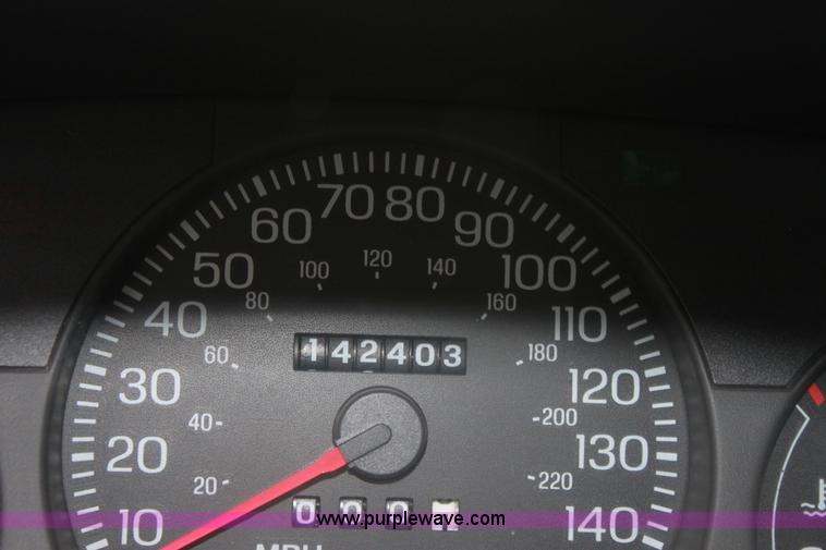 image for item B8767 2002 Ford Crown Victoria Police Interceptor