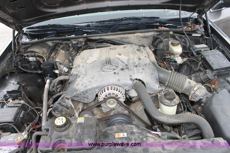 image for item B8767 2002 Ford Crown Victoria Police Interceptor