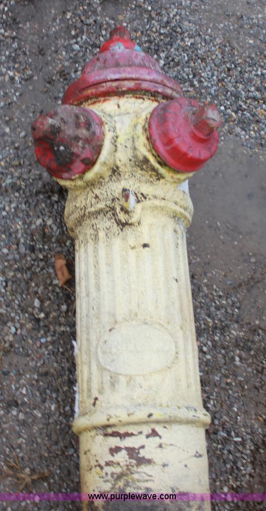 image for item B8773 1920's or 1930's fire hydrant
