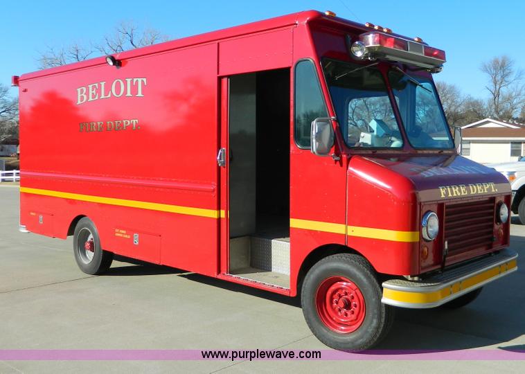 image for item D8661 1978 Ford rescue van