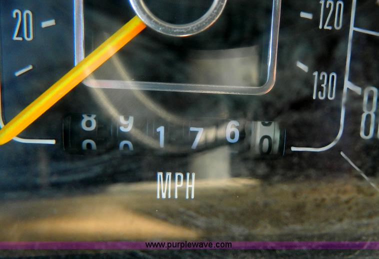 image for item D8661 1978 Ford rescue van