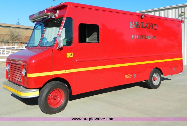 image for item D8661 1978 Ford rescue van