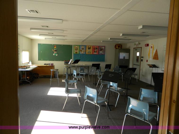 image for item D8670 Williams Scotsman mobile classroom unit