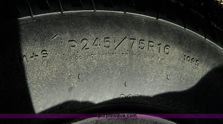 image for item D8675 1998 Ford F150 supercab pickup truck