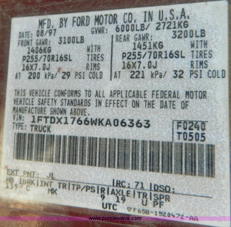 image for item D8675 1998 Ford F150 supercab pickup truck