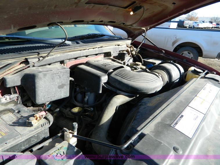 image for item D8675 1998 Ford F150 supercab pickup truck