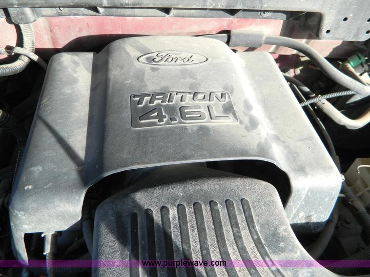 image for item D8675 1998 Ford F150 supercab pickup truck