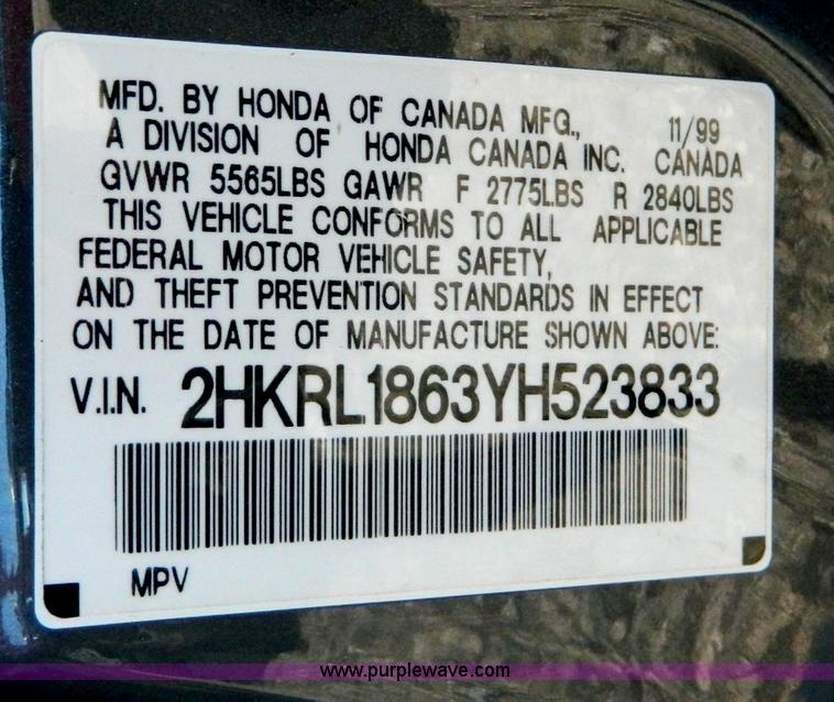 image for item D8677 2000 Honda Odyssey EX mini van