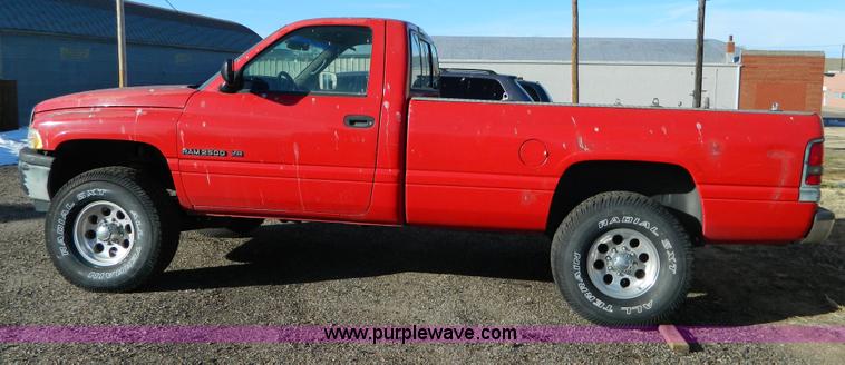 image for item D8678 1995 Dodge Ram 2500 pickup truck