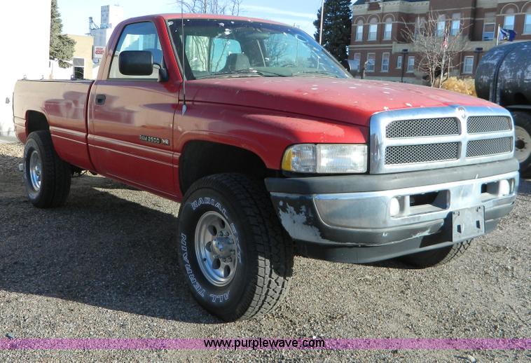 image for item D8678 1995 Dodge Ram 2500 pickup truck