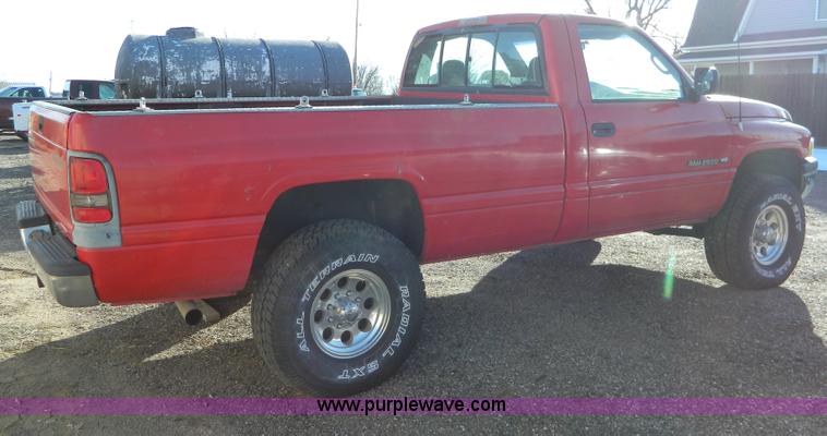 image for item D8678 1995 Dodge Ram 2500 pickup truck