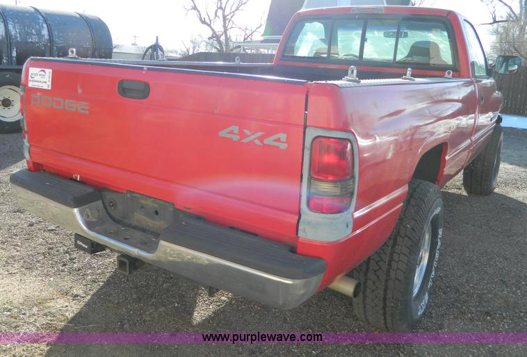 image for item D8678 1995 Dodge Ram 2500 pickup truck