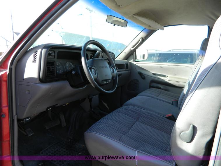 image for item D8678 1995 Dodge Ram 2500 pickup truck