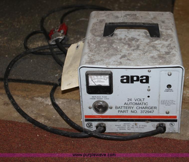 image for item F9950 Advance Converta Max 26 floor machine