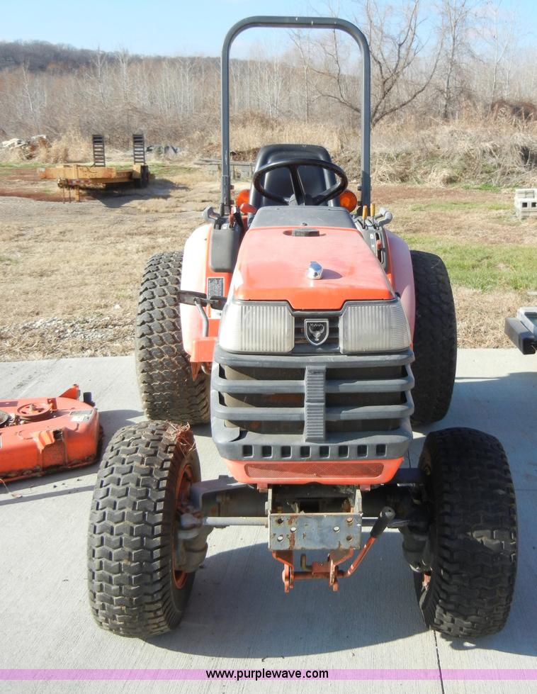 image for item H9172 Kubota B2400 tractor with mower
