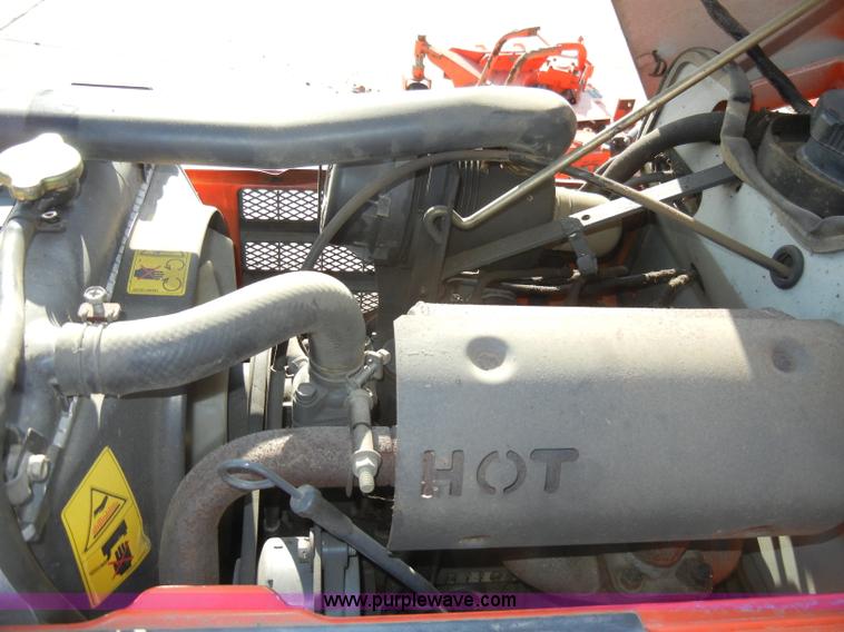 image for item H9172 Kubota B2400 tractor with mower