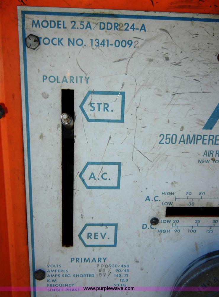 image for item H9176 Airco 250 Bumblebee AC/DC welder
