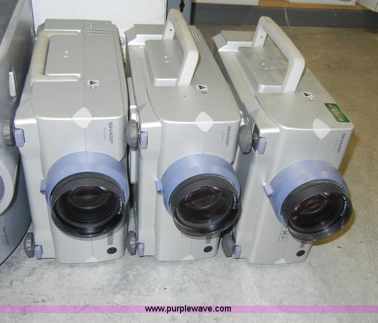 image for item H9223 Assorted electronics