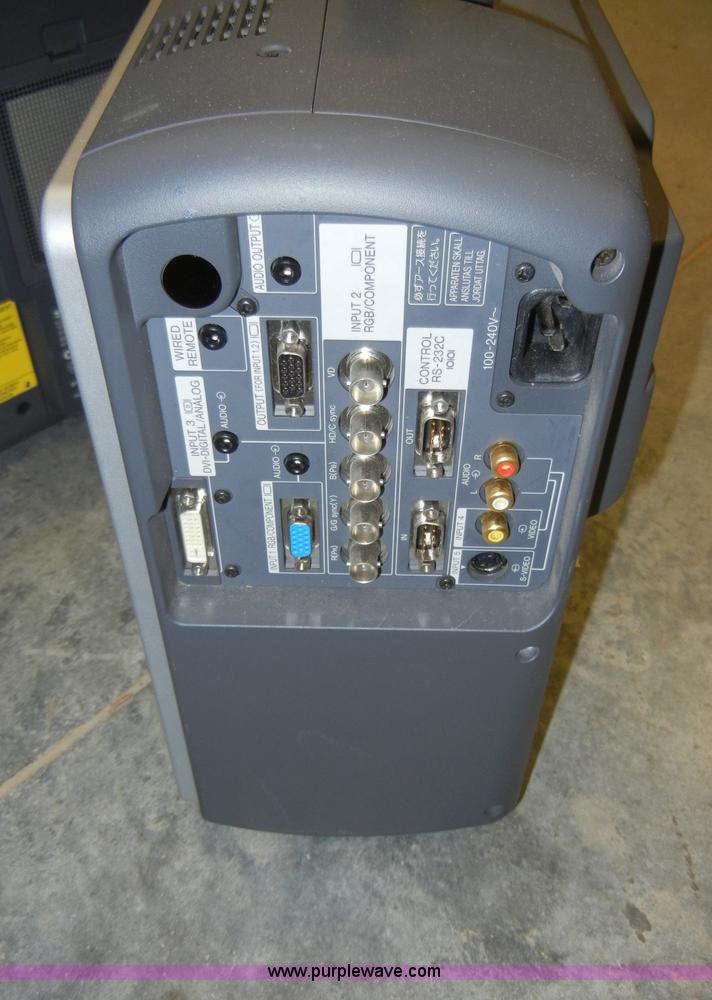 image for item H9223 Assorted electronics