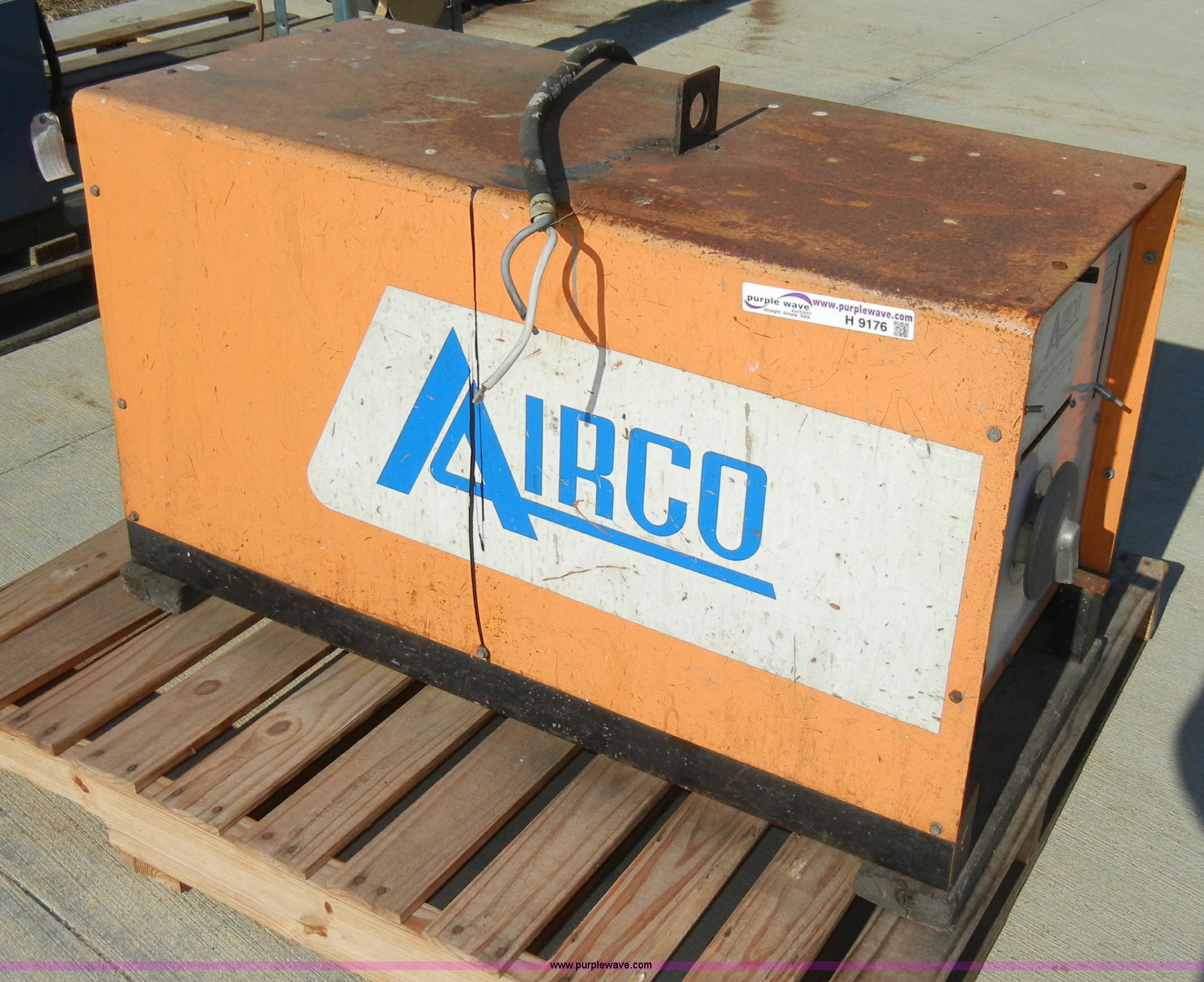 Airco 250 Bumblebee AC/DC welder in Bonner Springs, KS Item H9176