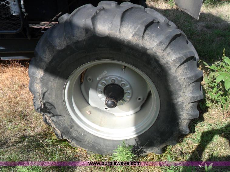 image for item A1726 Gleaner R50 combine