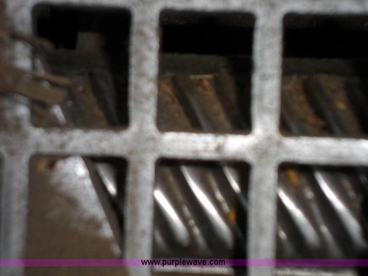 image for item A1726 Gleaner R50 combine