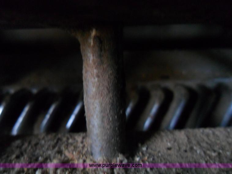 image for item A1726 Gleaner R50 combine