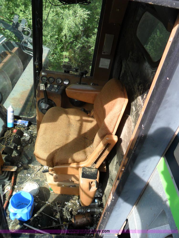 image for item A1726 Gleaner R50 combine