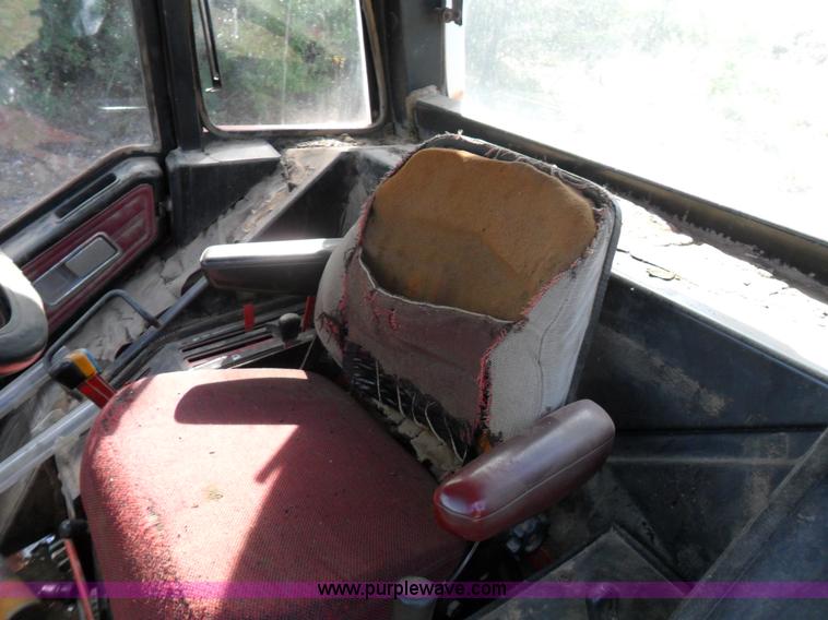 image for item A1728 International Harvester 3388 4WD articulating tractor