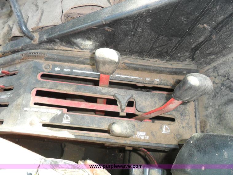 image for item A1728 International Harvester 3388 4WD articulating tractor