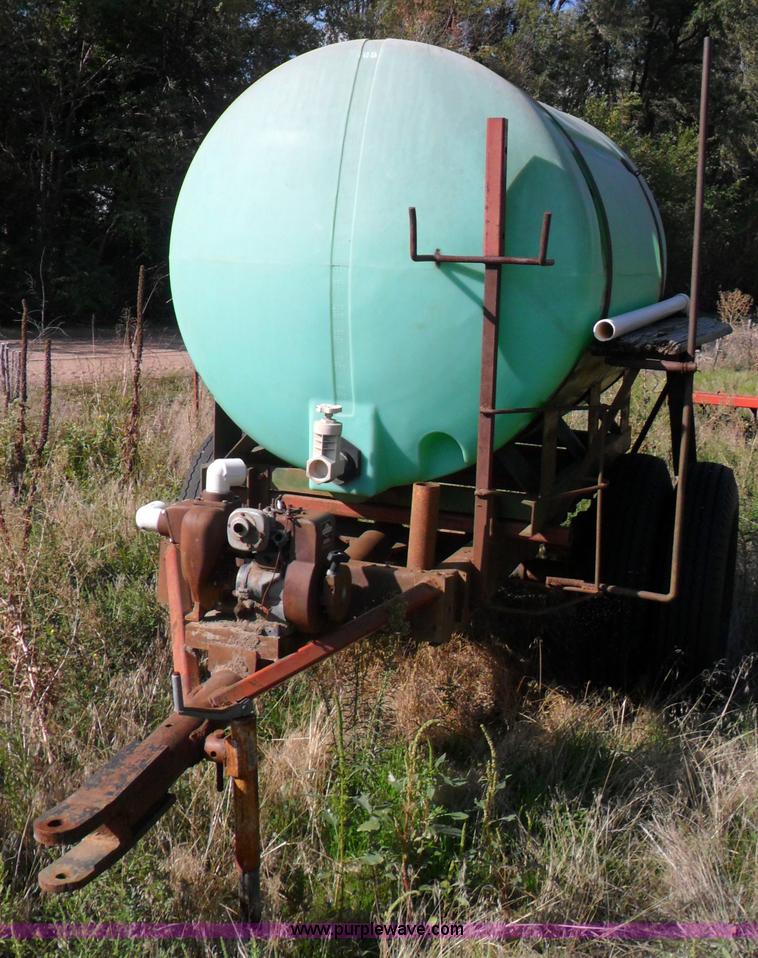 image for item A1731 750 gallon water wagon