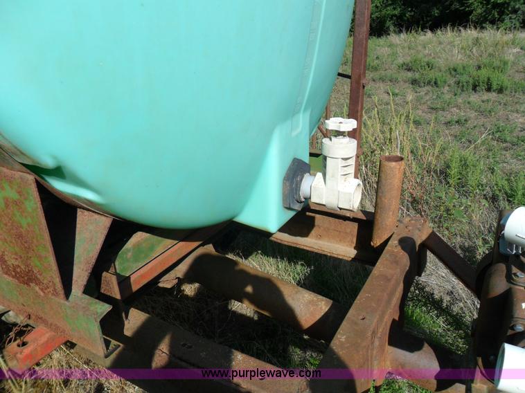 image for item A1731 750 gallon water wagon