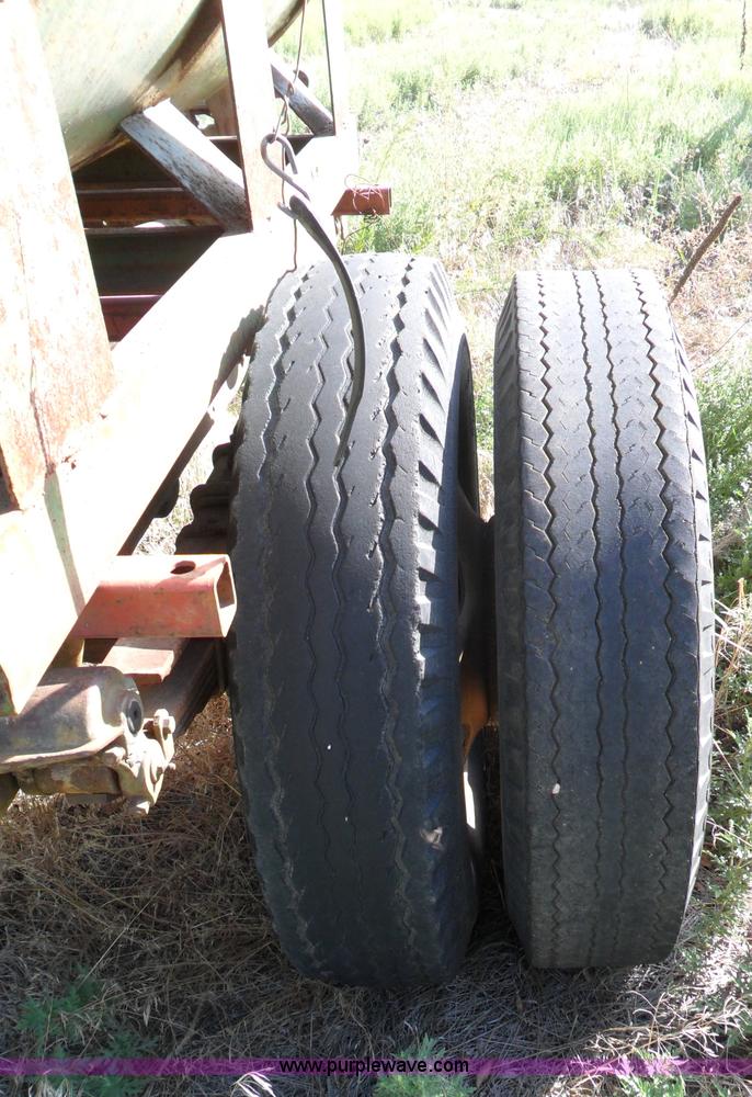 image for item A1731 750 gallon water wagon