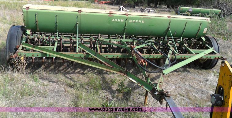 image for item A1733 John Deere 20 hole drill