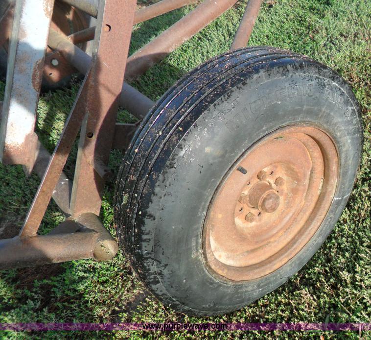 image for item A1746 Pull type round bale mover