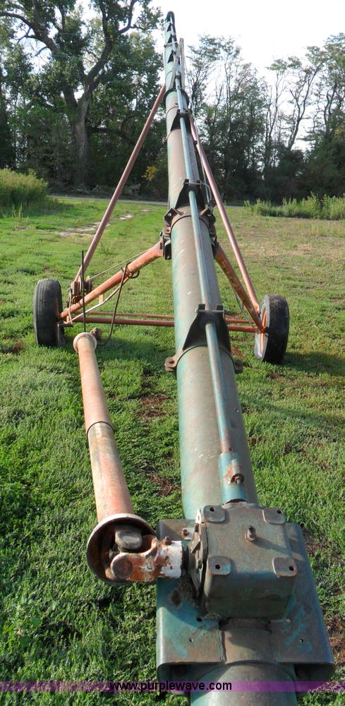 image for item A1747 Approximately 40'L x 6" auger