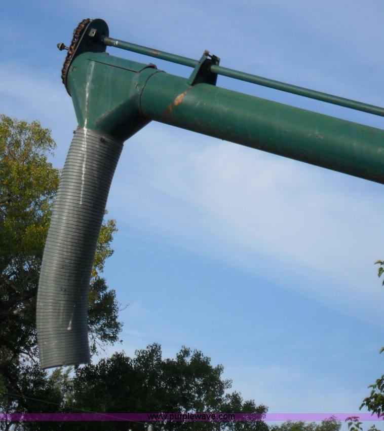 image for item A1747 Approximately 40'L x 6" auger