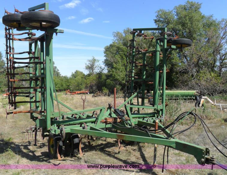 image for item A1752 28' field cultivator