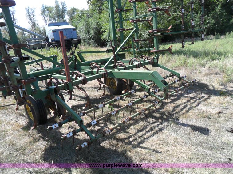 image for item A1752 28' field cultivator