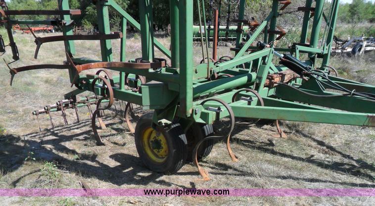 image for item A1752 28' field cultivator