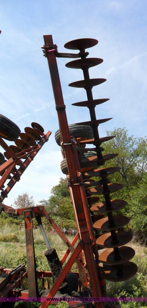 image for item A1753 Massey Ferguson 32' tandem disk