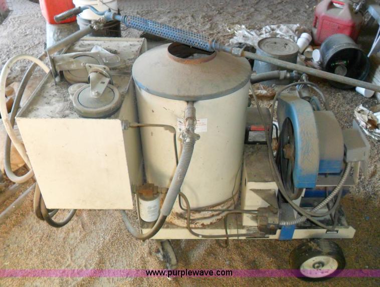 image for item A1755 Jenny 200C steam cleaner/pressure washer